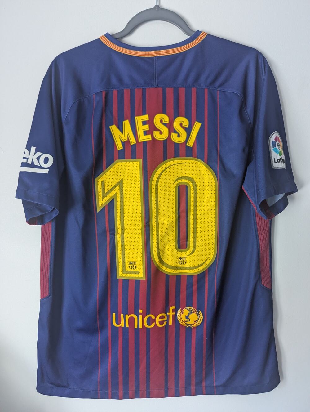 Barcelona Messi 2017/18 Home Jersey Men’s Large Nike Shirt